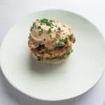 crab cakes egg benedict
